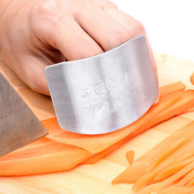 Garde sûre From Kitchen Knife de protecteur de main de doigt d'acier inoxydable 6.5x4.5cm