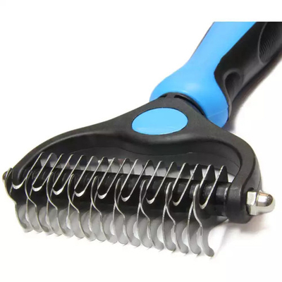 Le peigne de Cat Dog Pet Shedding Dematting Deshedding balayent longtemps l'acier inoxydable de poignée