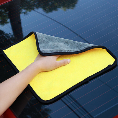 Serviettes détaillantes automatiques réutilisables de microfibre pour le nettoyage de station de lavage