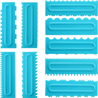 Les grattoirs de gâteau ont placé l'outil en plastique du gâteau DIY de crème de beurre de polisseur de grattoir de dent de scie
