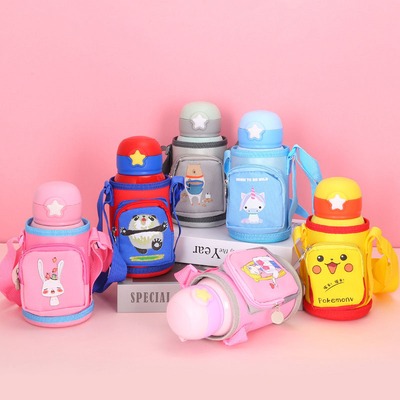 Bouteille du flacon des doubles de mur d'acier inoxydable enfants de vide avec le sac 600ML