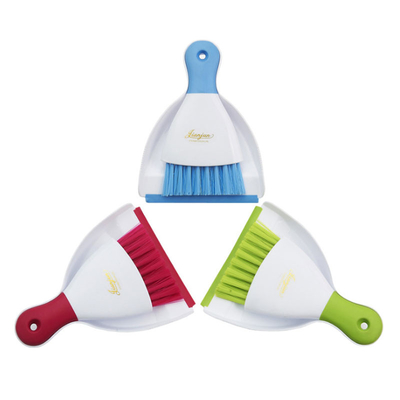 Mini Brush And Dustpan Set de plastique des enfants pour le plancher Sofa Desk Keyboard And Car