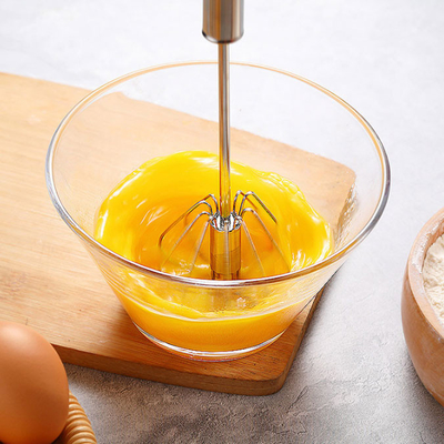 Acier inoxydable tournant l'outil semi automatique de cuisine de batteur d'oeufs