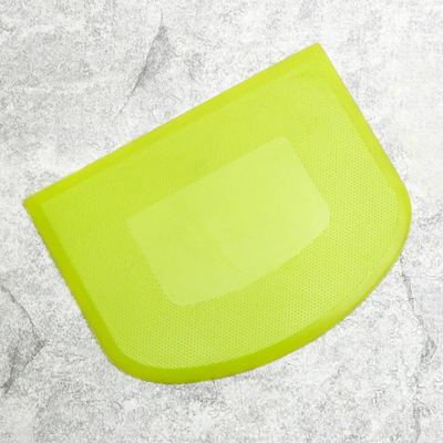 Les produits en plastique d'articles de ménage en plastique sûrs de nourriture roulent coupeur de grattoir de la pâte