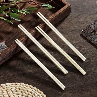 Baguettes en bambou jetables d'ustensiles de cuisine de 50 paires individuellement emballées