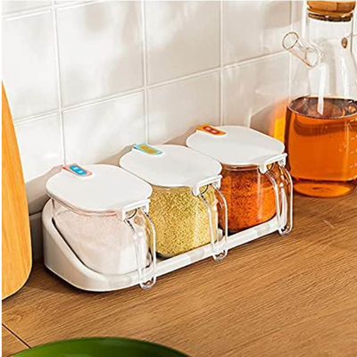 les pots en plastique de récipients d'entreposage d'épice d'espace libre de 3pcs 4 onces entassent en vrac avec la couverture et la cuillère