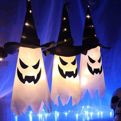 Allumer extérieur Halloween accrochant le chapeau de sorcière de décorations de Ghost