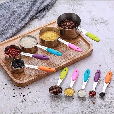 tasses et cuillères de mesure de l'acier inoxydable 10pcs réglées pour faire cuire et faire